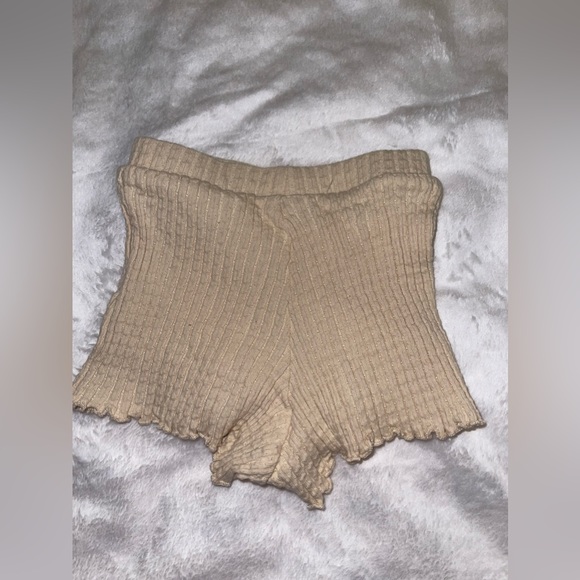 Zara Baby Shorts - Picture 3 of 7